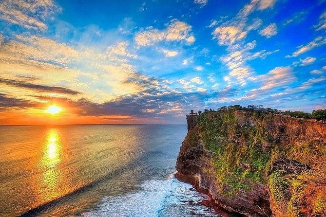 Uluwatu Temple & Kecak Fire Dance Show (Include All Tickets) - Who Is This Tour Best For?