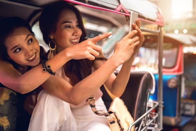 Vintage Scooter Bangkok Tour on Weekday (City Route) - FAQ