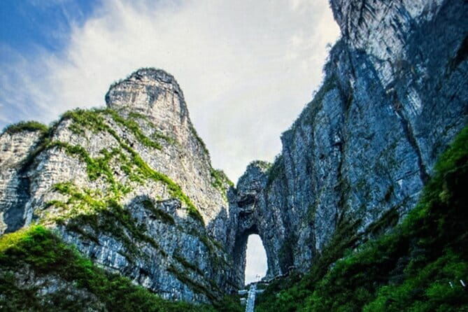 Zhangjiajie airport/city pick up transfer to hotel or Vice Versa - Who Will Love This Service?