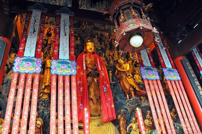 4-Hour Shanghai Highlight Tour: Yu Garden and Jade Buddha Temple - The Experience’s Focus: Old Shanghai in a Short Time