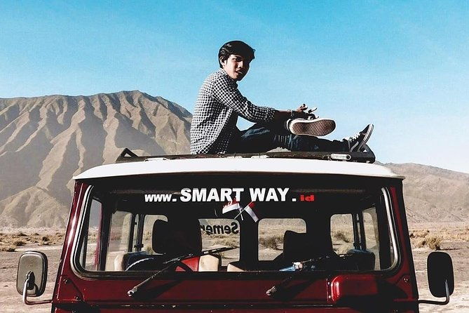 1 Day - Amazing Bromo Sunrise tour with 7 spots // 00.30 -13.00 - Exploring Widodaren Mountain and Dinosaur Valley
