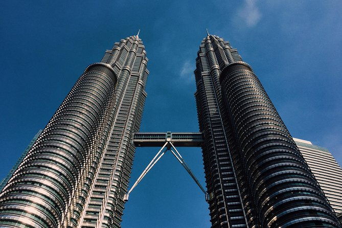#17or19 Hrs Kuala Lumpur Van Tour from Singapore w' Tour Guide - Exploring Local Culture & Shopping: Central Market & Sri Maha Mariamman Temple