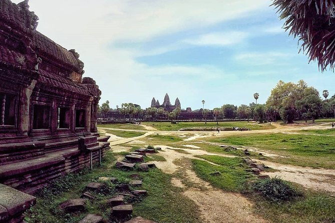 4-Day Tour(The Amazing Face, Jungle of Temple & Holy Clay) - FAQ