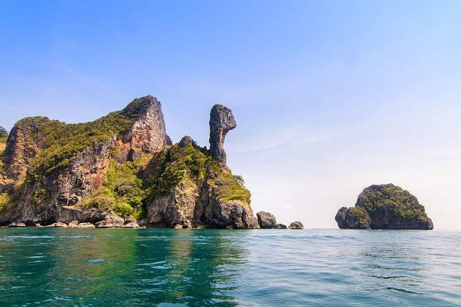 4 Islands Full-day Tour from Krabi with Tub, Chicken, Poda Island & Phra Nang - Chicken Island: The Iconic Rock and Lunch Break