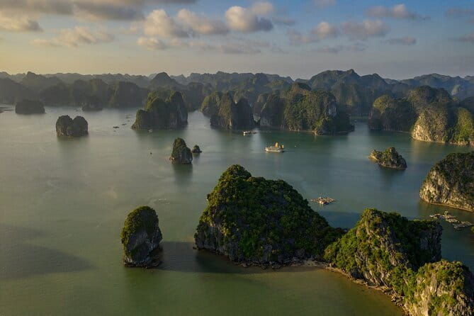 9-Day Vietnam Tour | Explore the North and Central | Top Packages - The Sum Up