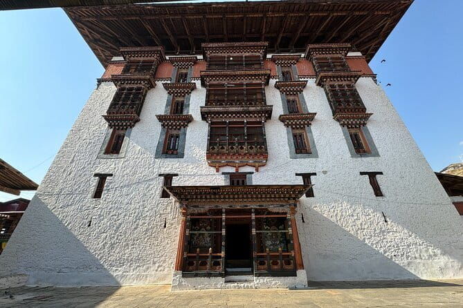 A 7-Day Journey Through the Land of Happiness - Who Should Consider This Tour?