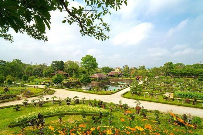 All must-see places Hue City, Hai Van Pass from Hoi An Group Tour - Who is This Tour Best For?