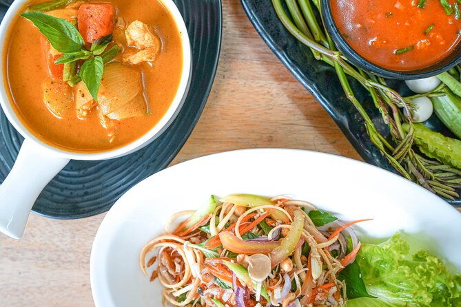 Angkor Wat Experience Temple Pass and Siem Reap Food Tour - Authenticity & Unique Experiences