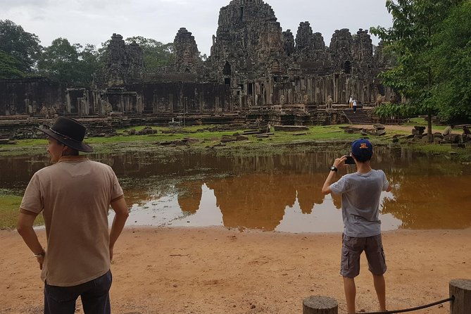 Angkor Wat Sunrise tour with Small - Group With Tour Guided - FAQs