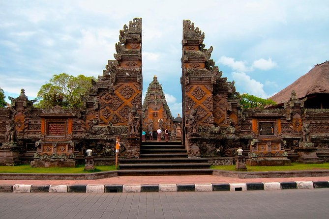 Bali Hindu temple, Rice terrace, Waterfall -All Inclusive - Transportation and Logistics