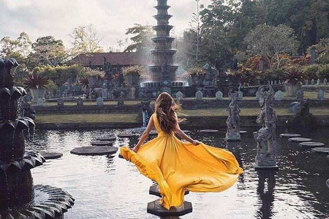 Bali Instagram Most Iconic Spots Private Tour - Tegalalang Rice Terrace: Balis Iconic Green Canvas