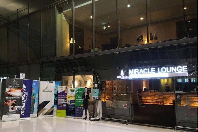 Bangkok Suvarnabhumi Airport (BKK) / Don Mueang Airport (DMK) VIP Lounge Access - Is This Lounge Worth It?