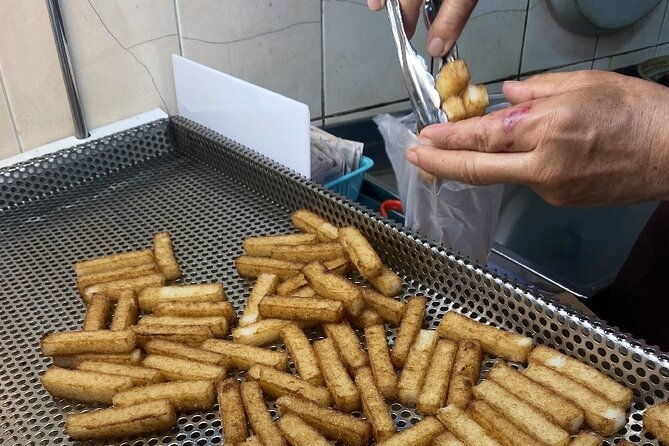 Best Ever Street Foods with Local Foodie - Off the beaten track - Authentic Experiences & Local Insights