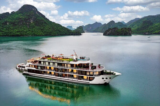 BEST SELLER - 2 Day 1 Night HALONG bay cruise with All-Inclusive - What Could Be Improved?
