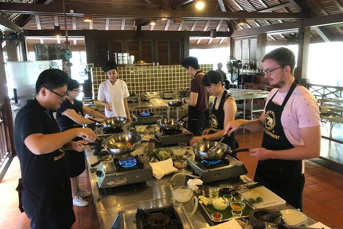 Blue Elephant Thai Cooking Class with Market Tour in Phuket - Who Will Appreciate This Tour?