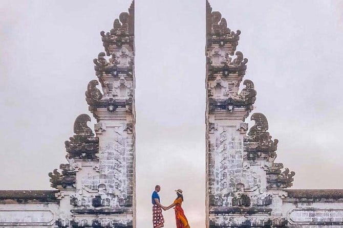 Charter a car with driver in Bali - Why Choose This Bali Car Charter?