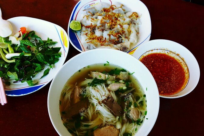 Discovery more Guangzhou evening foodie tour with locals - Authenticity and Cultural Insights