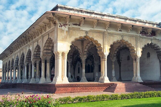 Enchanting Taj Mahal Same Day Tour by Gatiman Train From Delhi - Exploring the Magnificent Agra Fort