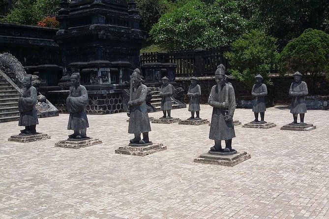 Explore Hues 3 Royal Tombs & Iconic Pagoda with an (ES) driver. - Final Thoughts: Is It Worth It?