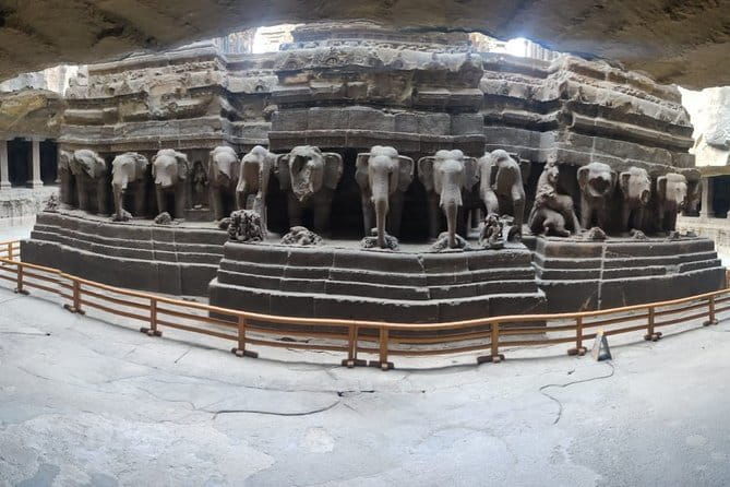 "Explore Mumbai : The City of Dreams with Historic Locations" - FAQs