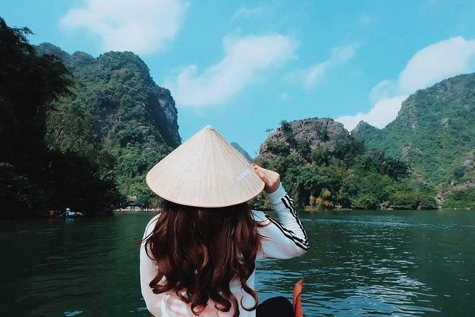 Exploring Bai Dinh Pagoda -Trang An -Mua Cave with Buffet Lunch 1 Day From Hanoi - Who Is This Tour Best For?  