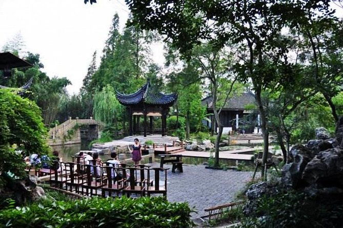 Flexible Half Day Tour to Zhujiajiao Water Town with Boat Ride from Shanghai - FAQs