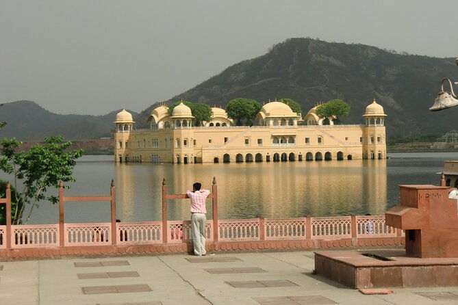 From Delhi: 2-Day Golden Triangle Tour to Agra and Jaipur - FAQs