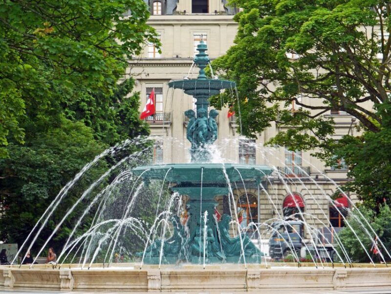 From Geneva: Day Trip to Chamonix & Geneva City Tour - Who is This Tour Best For?