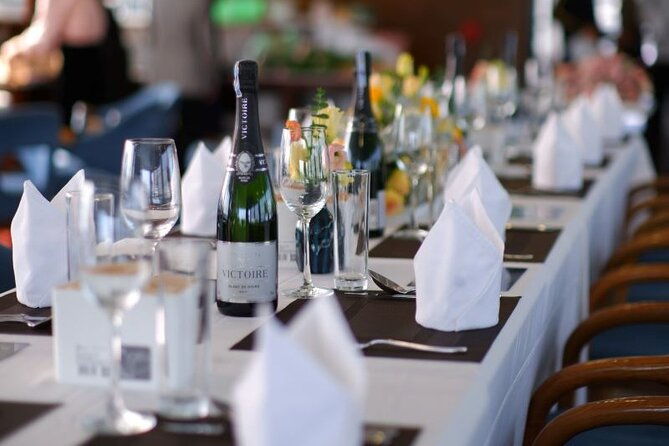 Full Day Tour Halong Bay & Lan Ha Bay on 5tar Premium Cruise - FAQ