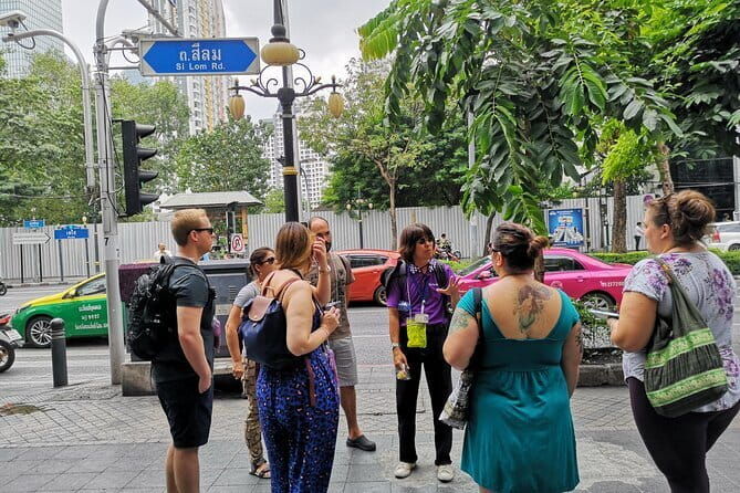 Fun Tuk Tuk Dinner and Massage in Old Town Bangkok - Transport and Group Size