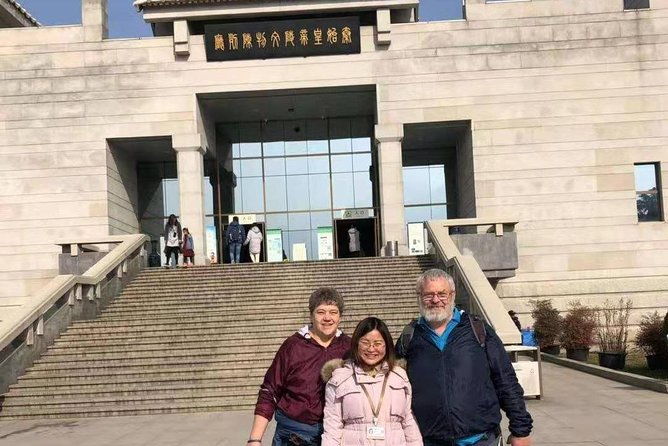 Group Bus Tour to Terracotta Warriors with Hotel Pickup & Lunch - The Sum Up