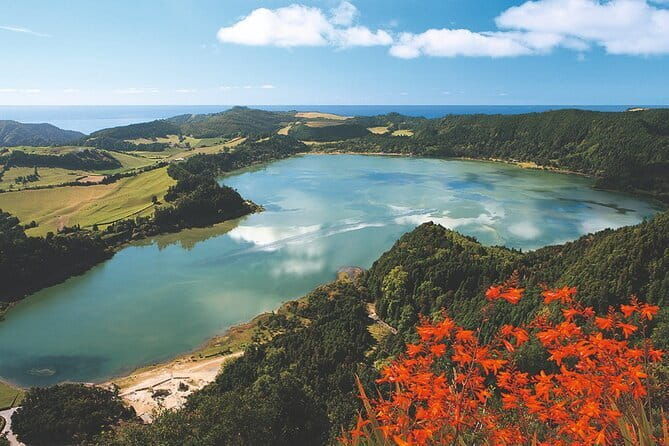 Guided Visit to the Crater and Volcano of Lagoa das Sete Cidades - Who Will Love This Tour?