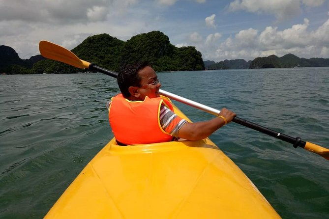 Ha Long Bay Six Hours Trip Kayaking & Swimming on Beach - Why This Tour Is Perfect for You