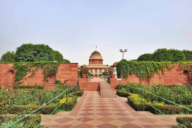 Half day Old and New Delhi Tour on Iconic Landmarks - Considerations and Practical Tips