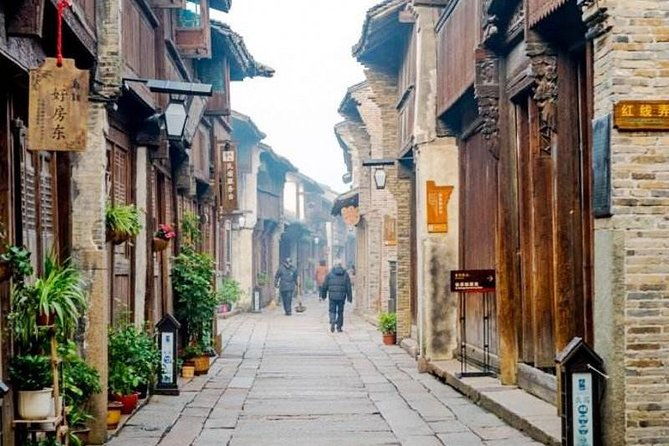 Hangzhou Private Transfer to Shanghai with stop-over at Wuzhen Water Town - FAQs