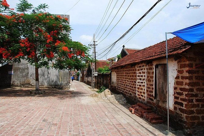 Hanoi: Duong Lam Historical Village Private Day Tour - The Sum Up