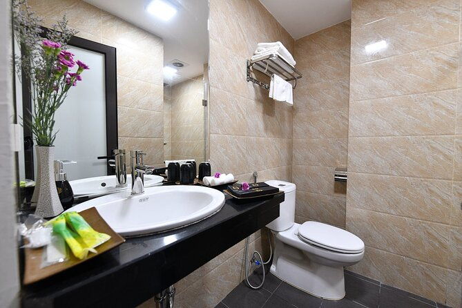 Hanoi Private Airport Transfer Service with a single night Old Quarter hotel stay - FAQ