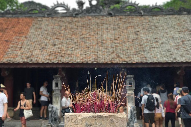 Hoa Lu - Mua Cave - Tam Coc/Trang An - DELUXE Small Group Tour - FAQ