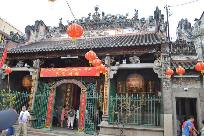 Individual Saigon city tour as a private tour - Chinatown and Thien Hau Pagoda