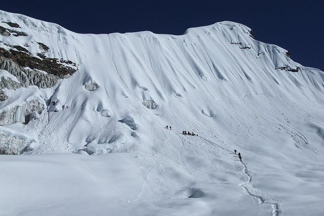 Island peak climbing arrange from Chhukung - Who Should Consider This Tour?