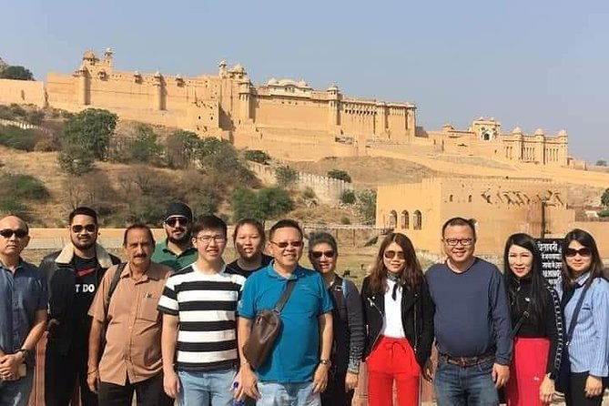 Jaipur Sightseeing and Shopping: Guided Tour by Private Car - Who Might Want to Consider Other Options?