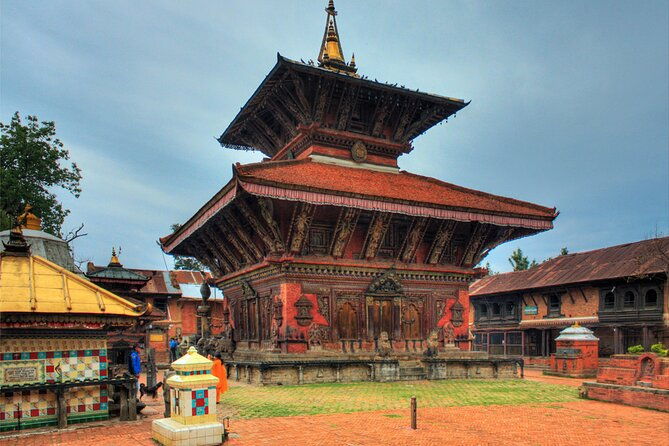 Kathmandu: Private/Group Tour to 7 UNESCO Sites with Lunch - The Sum Up