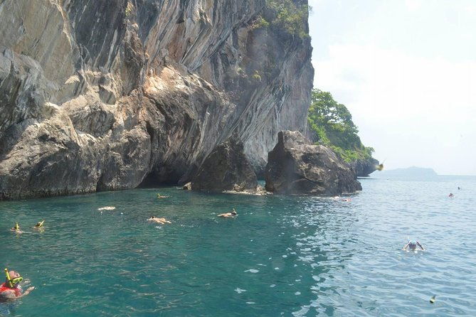 Koh Lanta: 4 Islands Tour by Speedboat with Snorkeling - Who Should Consider This Tour?