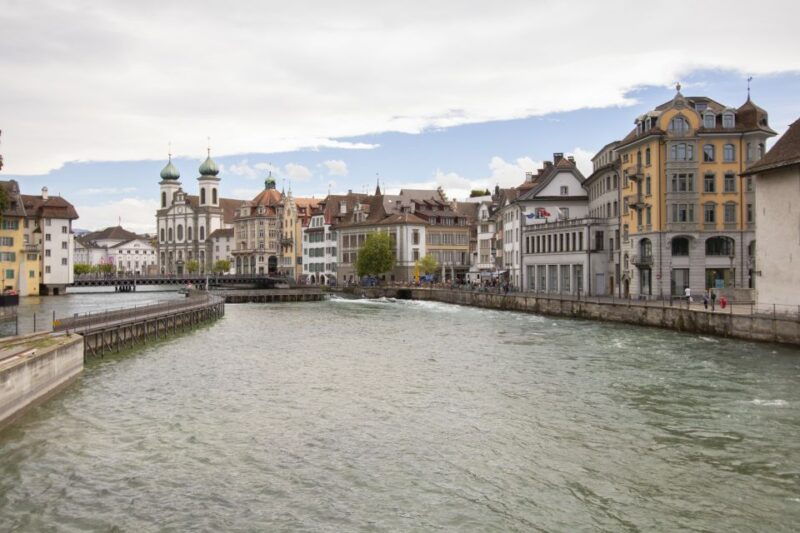 Lucerne: Express Walk with a Local in 60 minutes - Potential Drawbacks and Considerations