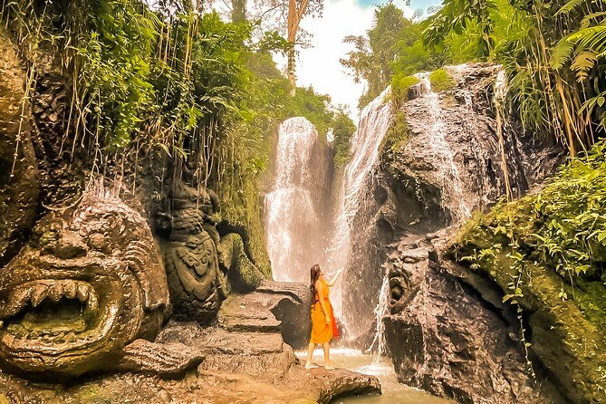 Melukat - The Purification Ceremony at Tirta Empul Temple - Authentic Experiences and Cultural Insights