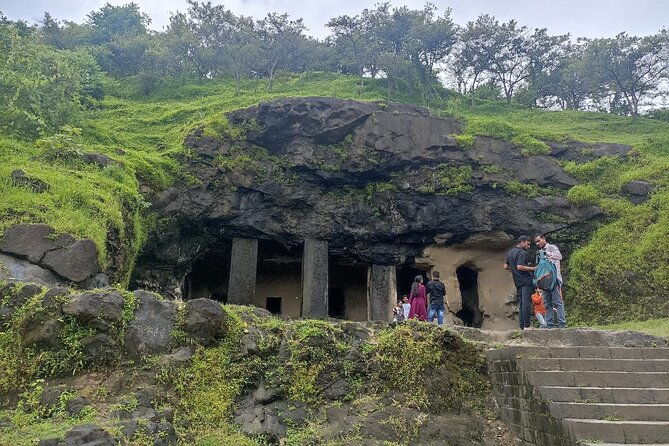Mumbai City Sightseeing with Elephanta Caves Full Day Tour - FAQs