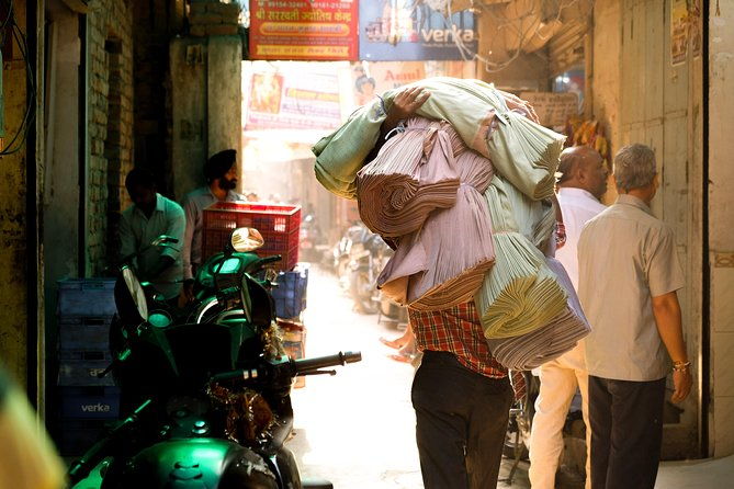 Personal Shopper Assistant in New Delhi - The Sum Up