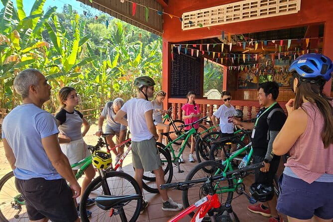 Phnom Penh Islands of the Mekong Guided Bike Tour - Free Hotel pickup/drop-off - Who Should Consider This Tour?