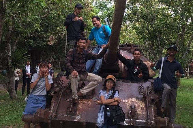 Private City Tour in Siem Reap - War Museum Cambodia