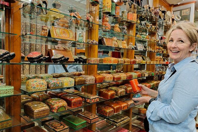 Private Customized Delhi Shopping Tour with Female Consultant - Authentic Experiences from Reviewers